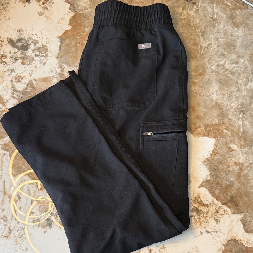 Figs Black yola high waisted Scrub Jogger Pants